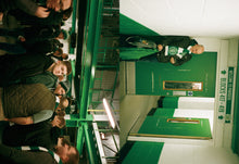 画像をギャラリービューアに読み込む, フォトルポルタージュ作品集『The Other Side』徳原海 *限定トートバッグ付き