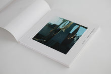 画像をギャラリービューアに読み込む, ビルに泳ぐ