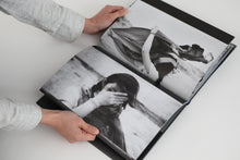 画像をギャラリービューアに読み込む, 写真集『Girl』奥山由之